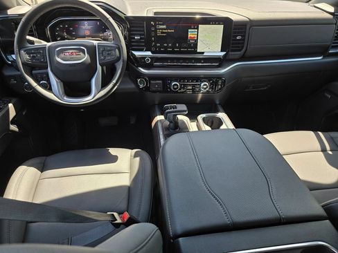 Used 2025 GMC Sierra 1500 SLT w/ SLT Premium Package AWD/4WD image 19