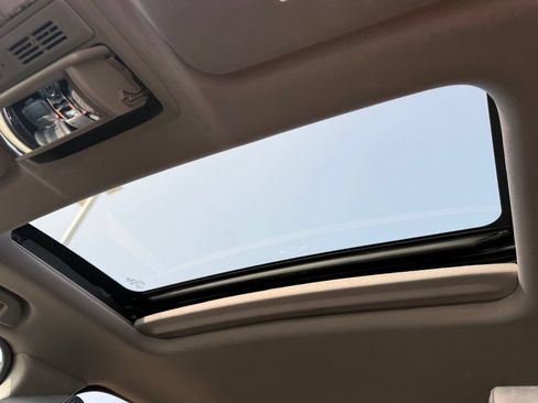 Used 2021 Honda CR-V Touring image 16