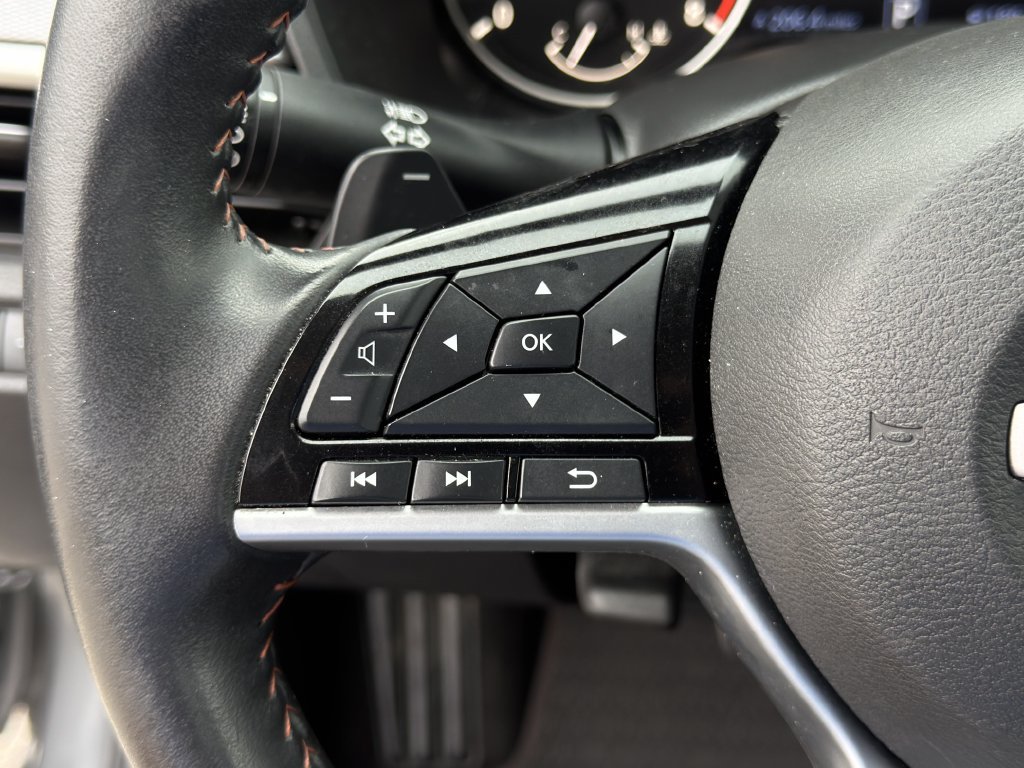 Used 2024 Nissan Altima 2.5 SR AWD/4WD image 12
