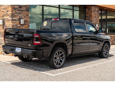 Used 2019 RAM 1500 Sport w/ Level 2 Equipment Group AWD/4WD image 3