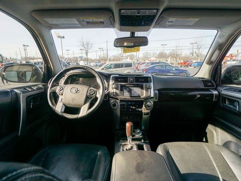 Used 2018 Toyota 4Runner Limited AWD/4WD image 12