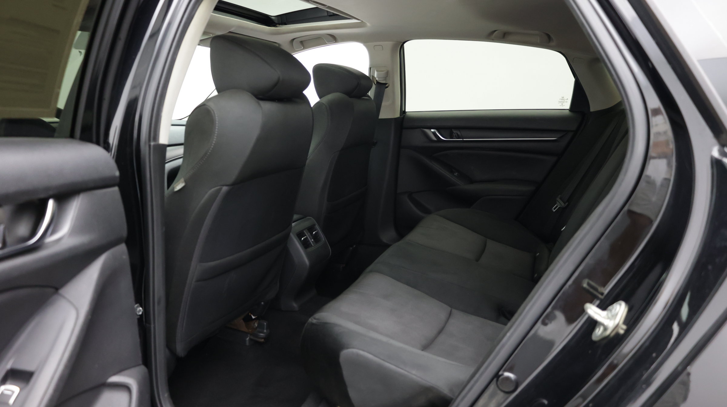 Used 2019 Honda Accord EX image 26