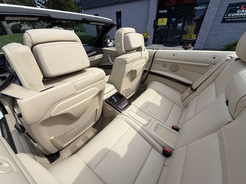 Used 2012 BMW 328i Convertible RWD image 36