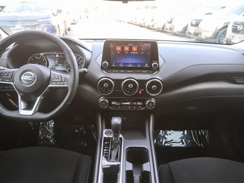 Used 2022 Nissan Sentra SV w/ All-Weather Package image 10