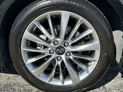 Certified 2023 INFINITI Q50 Luxe w/ Cargo Package AWD/4WD image 11