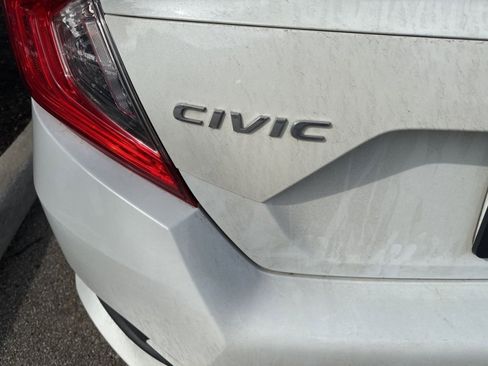 Used 2017 Honda Civic EX image 8