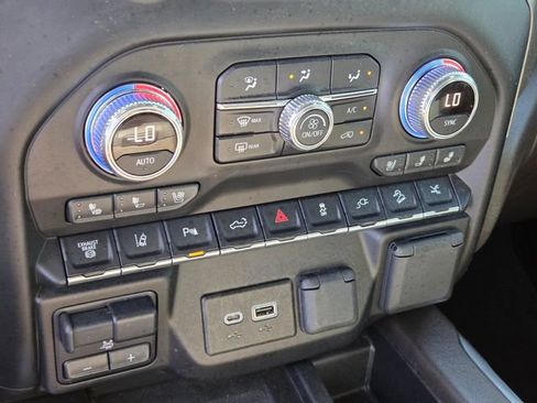 Certified 2022 GMC Sierra 2500 Denali AWD/4WD image 22