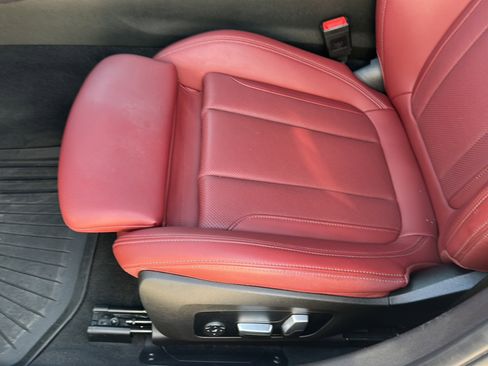 Certified 2023 BMW 330i Sedan w/ Premium Package RWD image 15