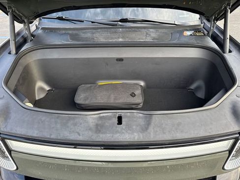 Used 2022 Rivian R1S Launch Edition image 10