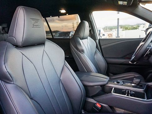 New 2026 Lexus TX 500h F SPORT Performance Premium image 16