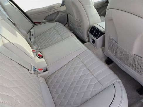 Used 2019 Genesis G70 3.3T Design image 13