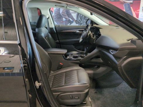 Used 2023 Buick Envision Avenir image 28