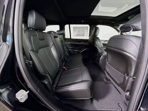 New 2026 Jeep Grand Cherokee Limited AWD/4WD image 28