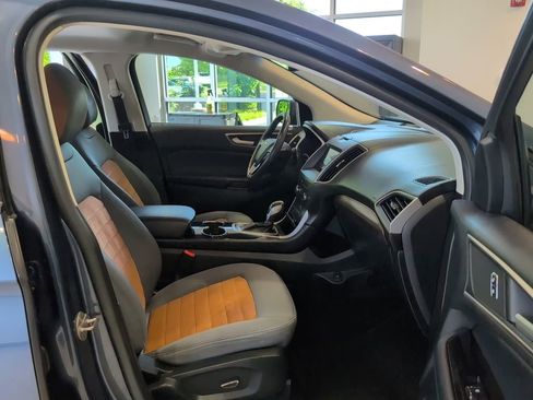 Used 2018 Ford Edge SEL w/ Equipment Group 201A AWD/4WD image 51