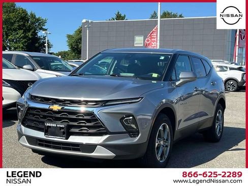 Used 2024 Chevrolet Blazer LT AWD/4WD image 4