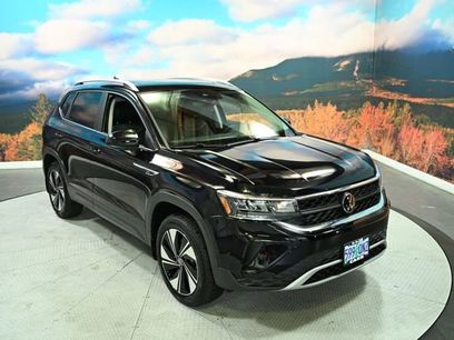 Used 2024 Volkswagen Taos SE