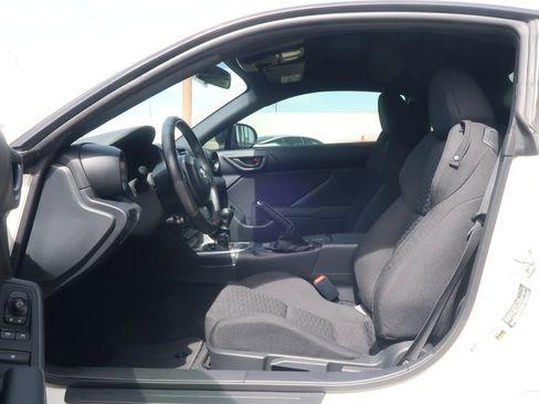 Used 2022 Toyota GR86 image 16