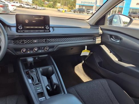 Used 2024 Honda Accord LX image 24