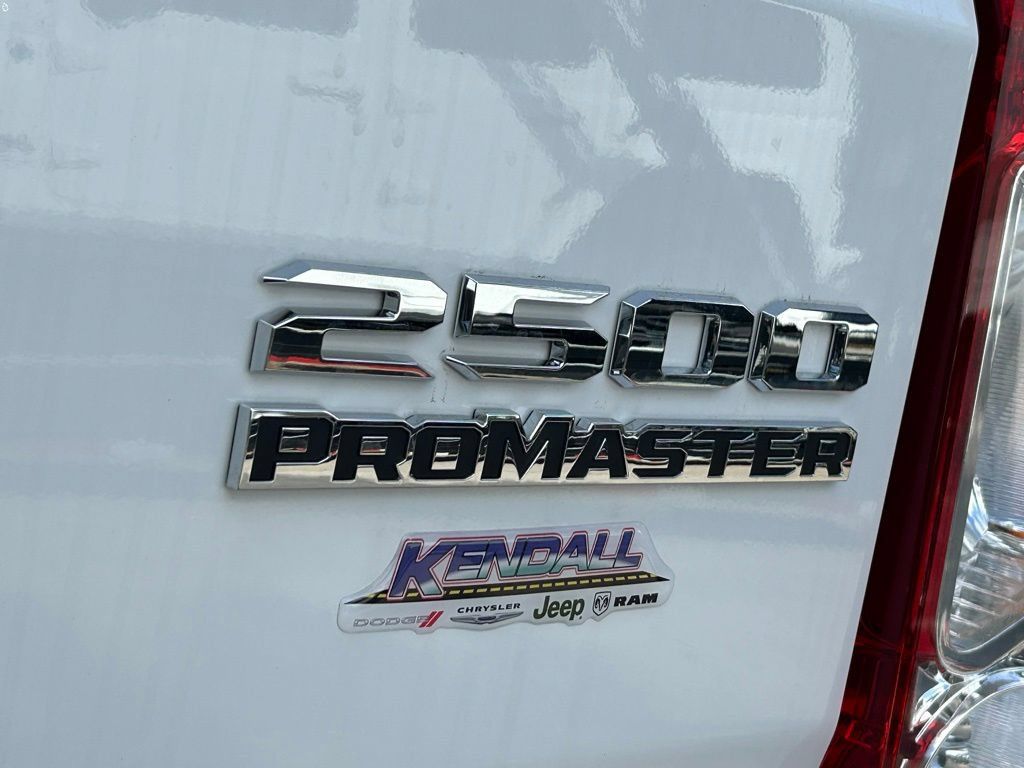 New 2024 RAM ProMaster 2500 w/ Upfitter's Prep Package FWD image 19