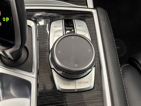 Used 2019 BMW 740i xDrive w/ M Sport Package AWD/4WD image 28