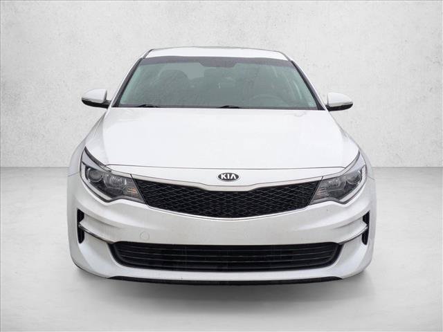 Used 2017 Kia Optima LX FWD image 2