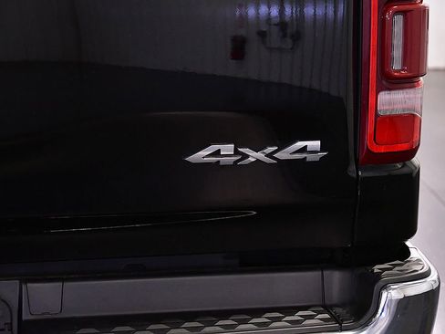 Used 2023 RAM 1500 Laramie AWD/4WD image 13