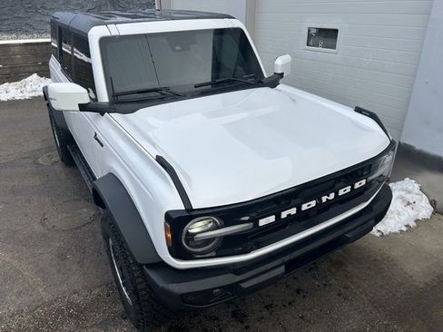 Used 2023 Ford Bronco Outer Banks w/ Sasquatch Package image 7