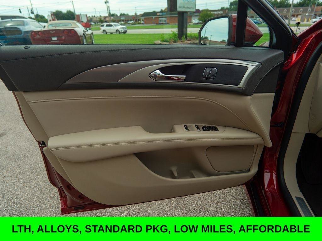 Used 2019 Lincoln MKZ Premiere FWD image 15