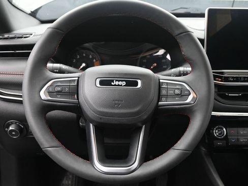 Used 2023 Jeep Compass Trailhawk w/ Trailhawk Convenience Group image 28