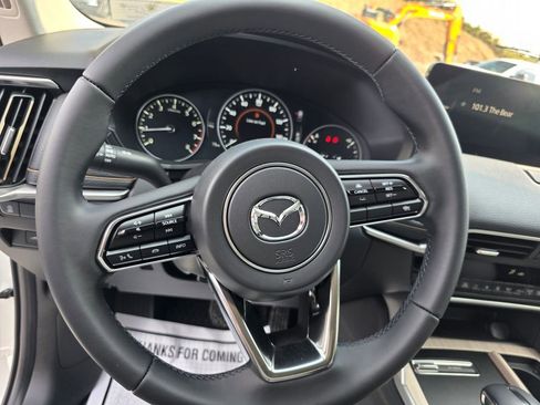 New 2025 MAZDA CX-90 3.3 Turbo w/ Preferred Package AWD/4WD image 13