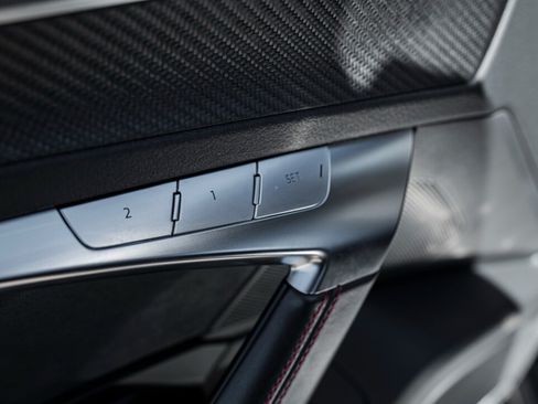 Used 2021 Audi RS 6 AWD/4WD image 28
