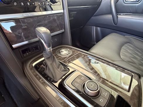 Used 2023 Nissan Armada Platinum w/ Captain's Chairs Package image 50