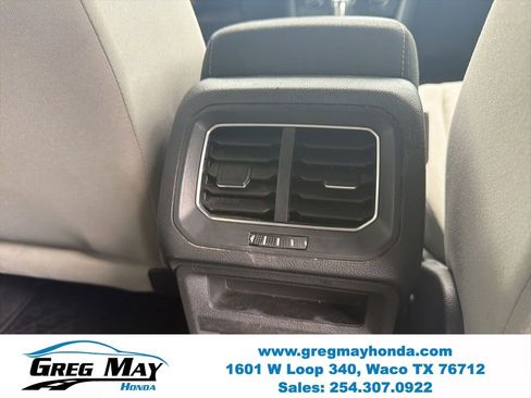 Used 2018 Volkswagen Tiguan S FWD image 27