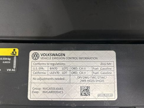 Used 2022 Volkswagen Atlas Cross Sport SEL R-Line image 20