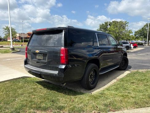 Used 2016 Chevrolet Suburban LTZ RWD image 13