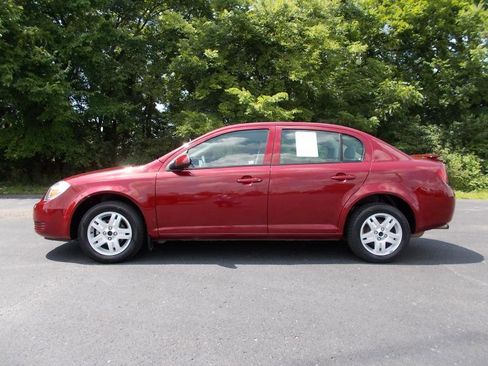 Used 2008 Chevrolet Cobalt LT image 2