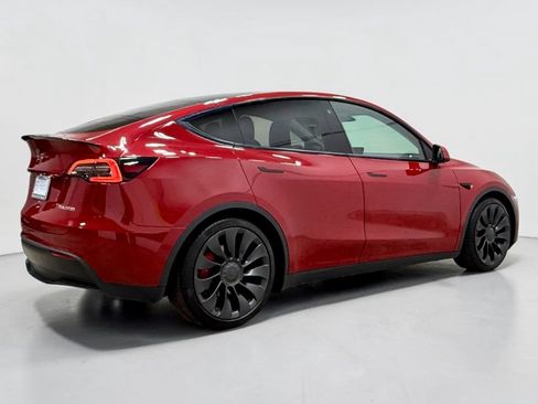 Used 2022 Tesla Model Y Performance AWD/4WD image 15