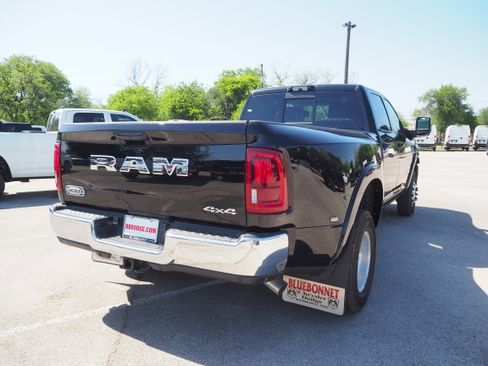 New 2025 RAM 3500 Longhorn image 7