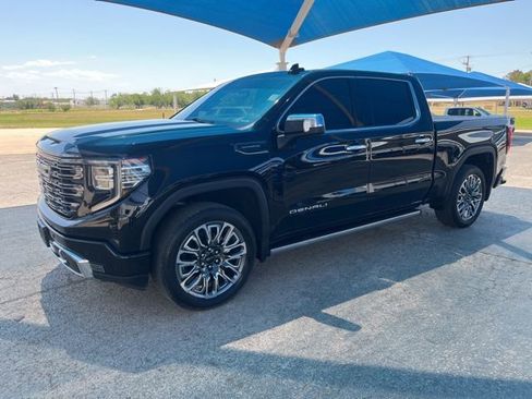 Used 2024 GMC Sierra 1500 Denali Ultimate AWD/4WD image 1