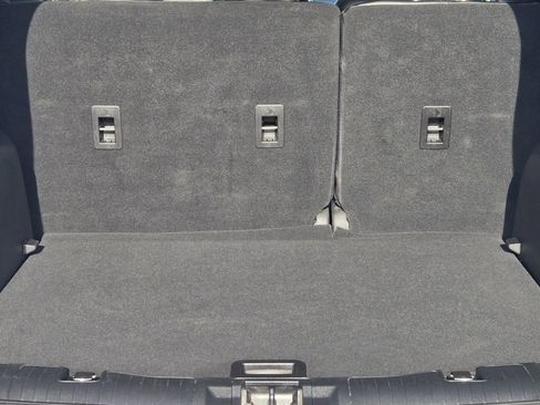 Used 2023 Ford Escape SE image 33