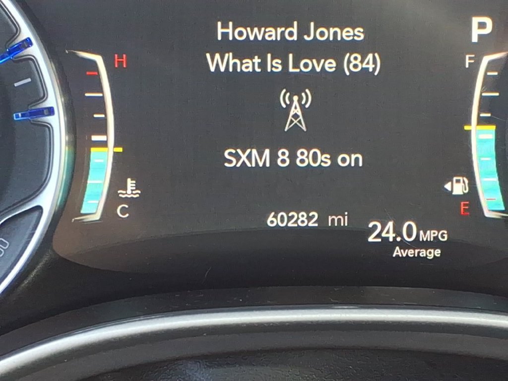 Used 2025 Chrysler Pacifica Select FWD image 19