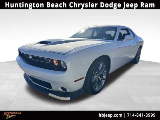 Used 2022 Dodge Challenger GT RWD image 1