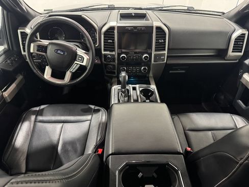 Used 2019 Ford F150 Lariat w/ Equipment Group 502A Luxury AWD/4WD image 29
