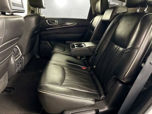 Used 2017 INFINITI QX60 Luxe w/ Deluxe Technology Package image 18