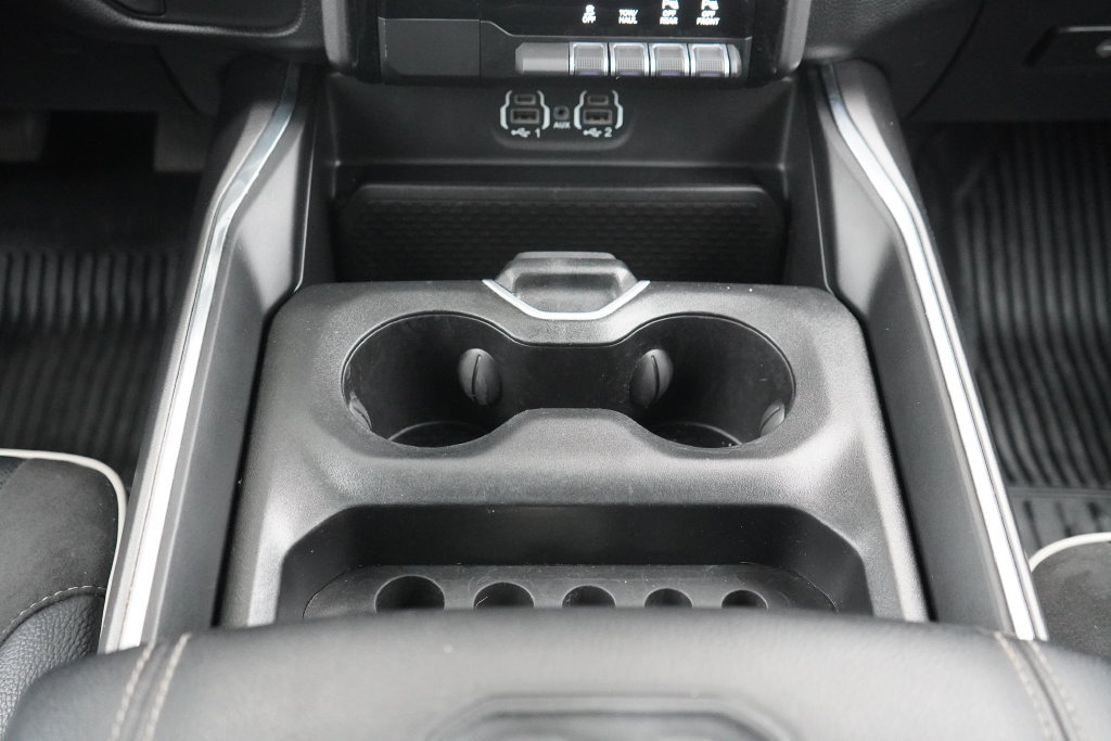 Used 2023 RAM 1500 Laramie AWD/4WD image 22
