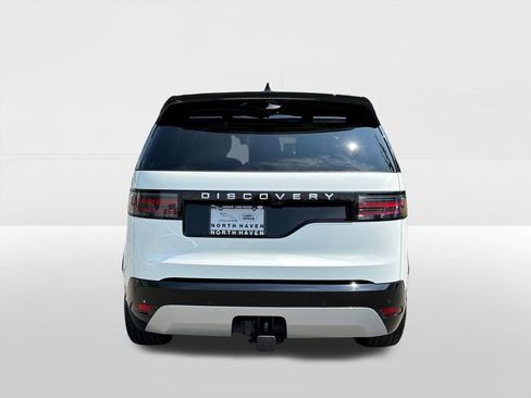 Used 2025 Land Rover Discovery Metropolitan Edition AWD/4WD image 3