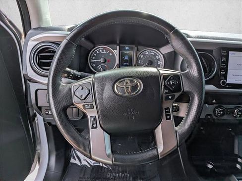 Used 2021 Toyota Tacoma SR5 RWD image 13