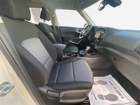New 2025 Kia Soul S image 25