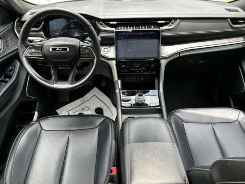 Used 2024 Jeep Grand Cherokee Limited 4xe image 23