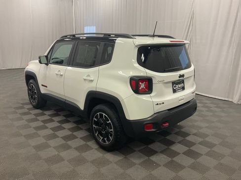 Used 2023 Jeep Renegade Trailhawk w/ Trailhawk Elite Group AWD/4WD image 3